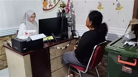 Terungkap, Link Video Syur Ibu dan Anak di Kuningan Durasi。